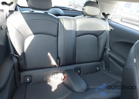 2015 Mini Hardtop Cooper из США, поврежденный, VIN WMWXM5C57F3A04447